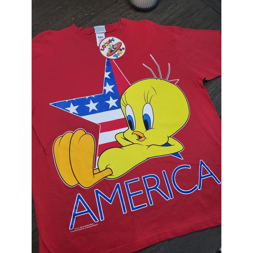 VTG NEW GRAIL Warner Bros Looney Tunes 1996 Twittie BIRD USA Shirt 90s Cartoon L